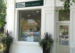 bridgehampton real estate, Bridgehampton Office, Town &amp; Country Real Estate