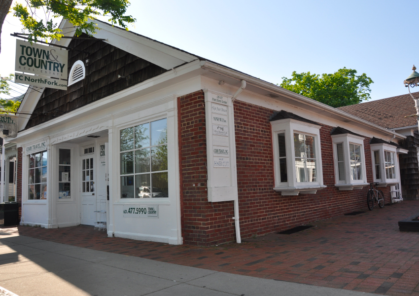 Greenport real estate, Greenport Office, Town &amp; Country Real Estate