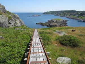 , Little Gull Island And Lighthouse: Gavel fell at Auction for $381,000, Town &amp; Country Real Estate
