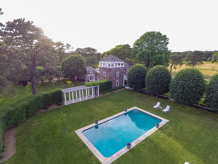 400 Hands Creek, East Hampton - Swimming Pool