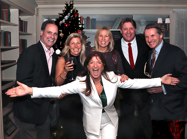 Town &#038; Country Real Estate Holiday Party, Town &amp; Country Real Estate