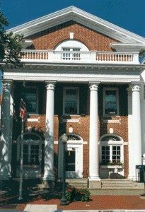 , Town &#038; Country extends congratulations to Southampton Village, Town &amp; Country Real Estate