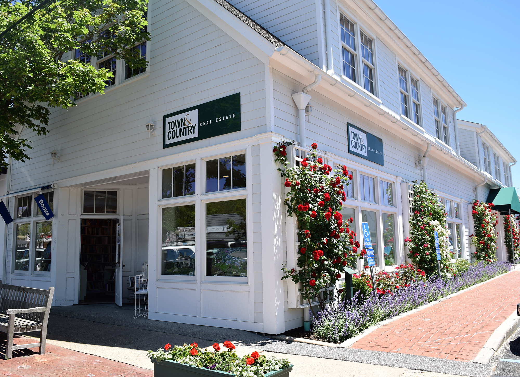 southampton real estate, Southampton Office, Town &amp; Country Real Estate